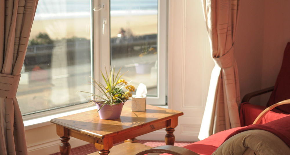Leonardos Guest House Swansea Esterno foto