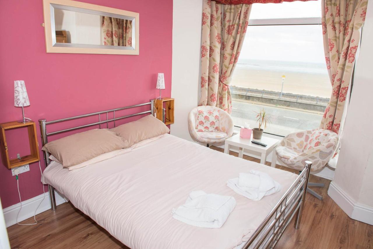 Leonardos Guest House Swansea Esterno foto