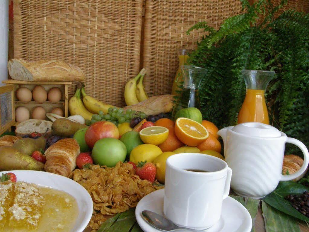 Leonardos Guest House Swansea Esterno foto